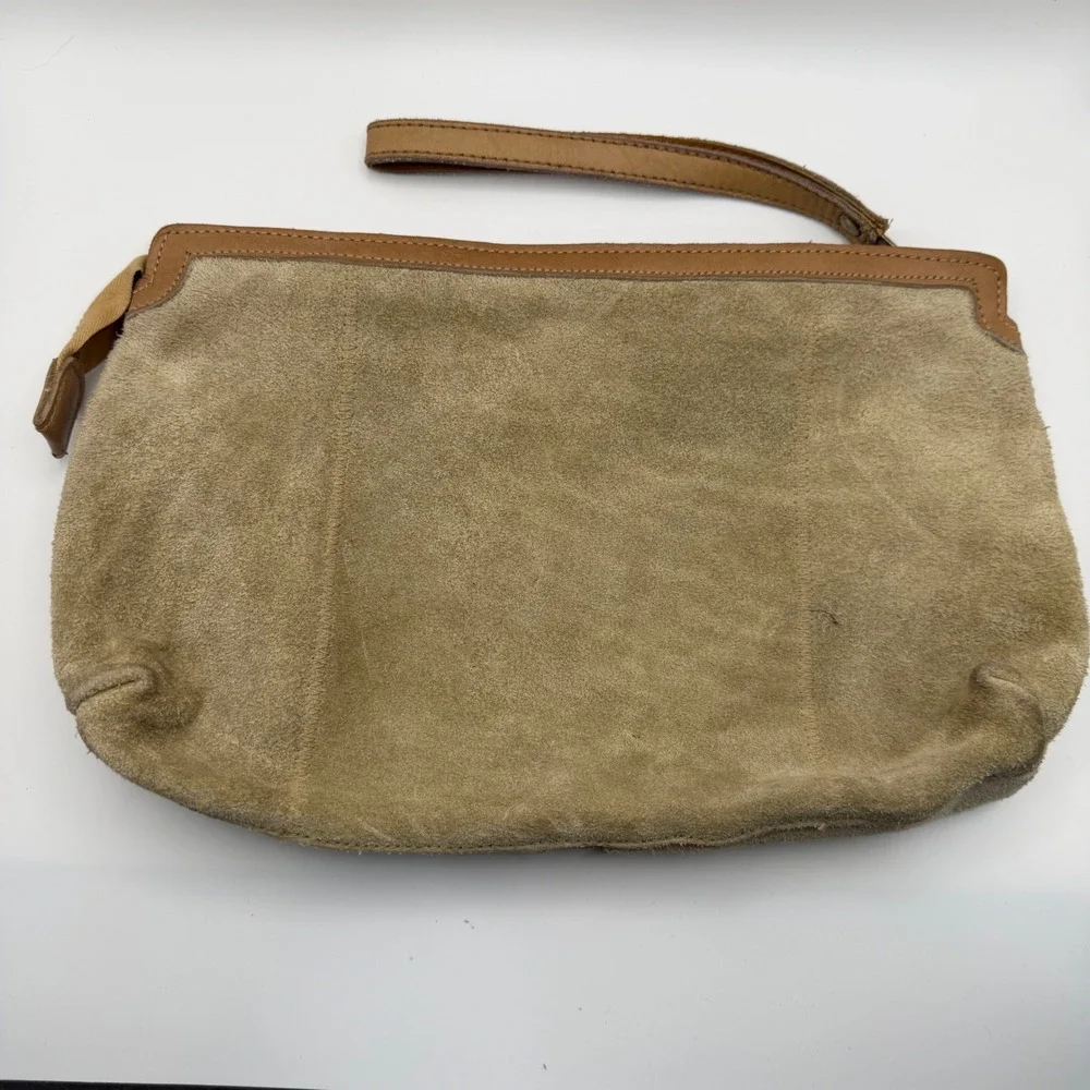Vintage 1970 Tan Suede Leather Wristlet Clutch Butterfly Zipper Pull Made in HK